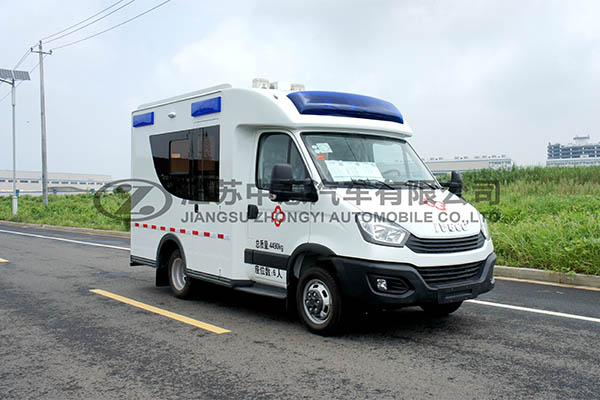 中意SZY5045XJHN2依维柯欧胜方舱救护车